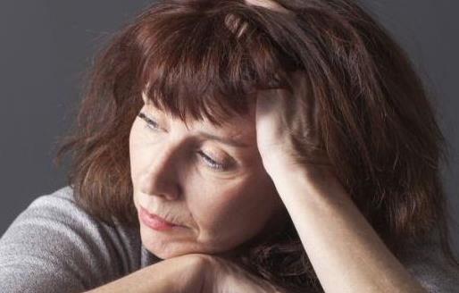 女人做什么事會(huì)導(dǎo)致更年期提前 女人更年期保健的方法