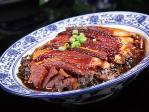 梅菜扣肉怎么做好吃？梅菜扣肉的做法