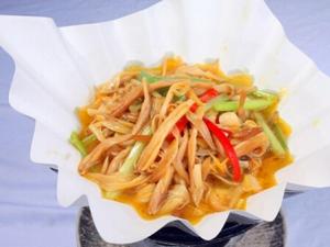 黑木耳炒黃花菜的做法-黑木耳炒黃花菜怎么做？