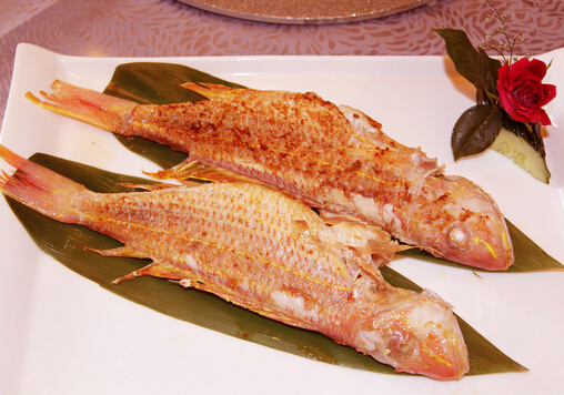 食用紅三魚(yú)的注意事項(xiàng)-紅三魚(yú)的做法
