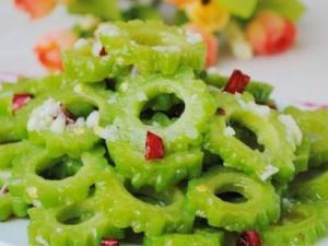盤點(diǎn)9種營(yíng)養(yǎng)又健康的居家“苦味菜”的做法