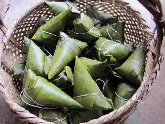 端午節(jié)粽子葉用什么葉子?原來(lái)這么多葉子都可以包粽子
