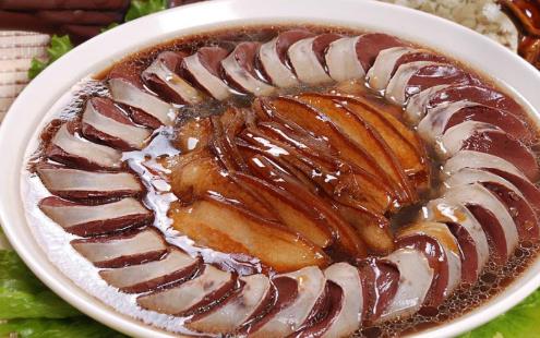 血腸能煎著吃嗎??jī)龅难c可以直接煮嗎?
