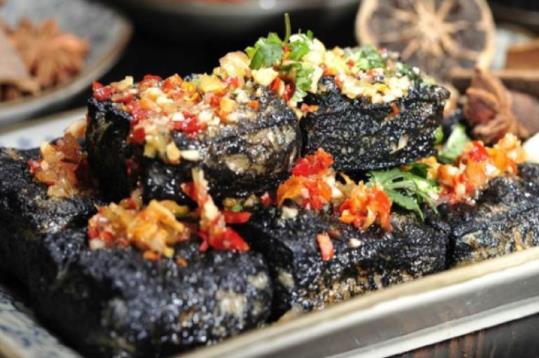 臭豆腐的高湯怎么熬才好喝?炸臭豆腐有營養(yǎng)嗎?