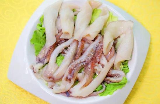 新鮮魷魚(yú)怎么做成魷魚(yú)干?冷凍魷魚(yú)怎么處理?