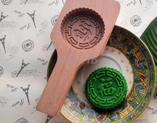 沒有模具怎么做月餅花紋?月餅?zāi)>哔I多大的好?