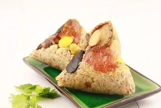 包粽子的肉是五花肉嗎?包粽子用長(zhǎng)糯米好還是圓糯米好?