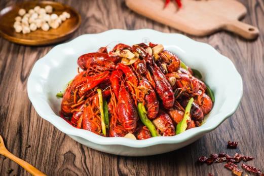 買(mǎi)小龍蝦商家處理后自己還需要處理嗎?小龍蝦哪些部位不能吃?
