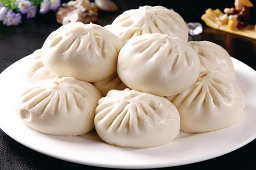蒸包子怎么才不會(huì)粘紗布?蒸包子為什么掀開(kāi)鍋就抽回去了