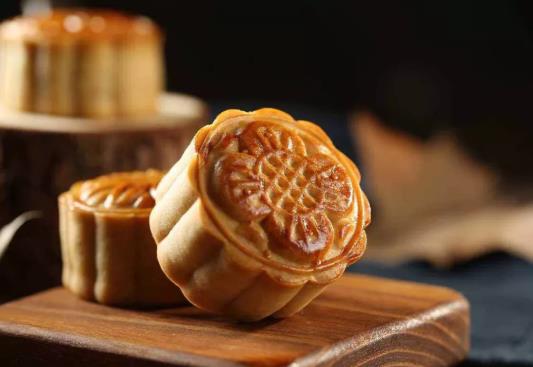 月餅回油慢有什么辦法?月餅回油和油的種類有關(guān)系嗎?