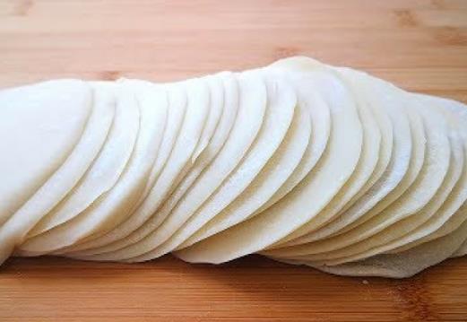外面買(mǎi)的餃子皮不粘怎么包?做餃子皮要不要放酵母