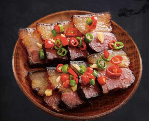 做臘肉的鹽是熱的可以嗎?腌臘肉要腌多久才能掛起來(lái)
