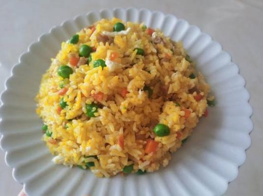 蛋炒飯做出來(lái)黏乎乎是怎么回事?蛋炒飯一定要用過(guò)夜的米飯嗎