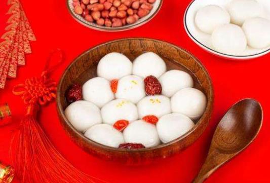 湯圓煮好能在鍋里泡著會(huì)爛嗎?煮湯圓水開了再放嗎