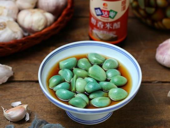 做臘八蒜的醋是要放涼再用嗎?做臘八蒜的醋要不要燒開(kāi)