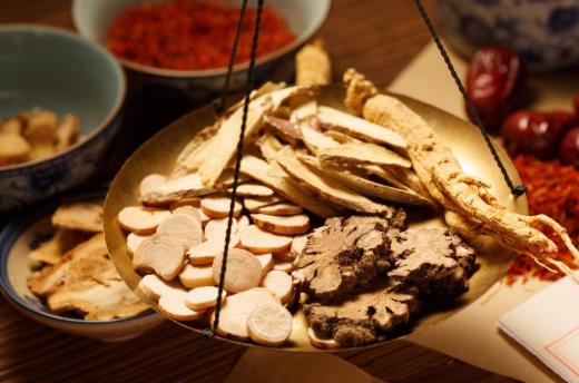 中藥發(fā)霉是什么顏色的?中藥霉變可以泡酒嗎
