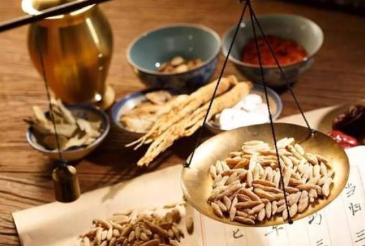 中藥發(fā)霉是什么顏色的?中藥霉變可以泡酒嗎