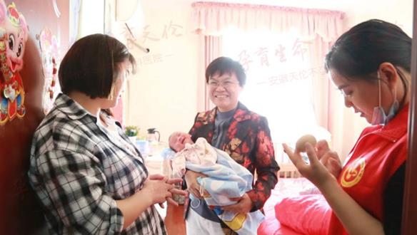 多囊致肥胖并發(fā)多種病癥,經(jīng)安徽天倫醫(yī)院治療迎好孕