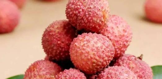 夏季是水果盛產的季節(jié) 三種夏日當紅水果孕媽媽要忌口
