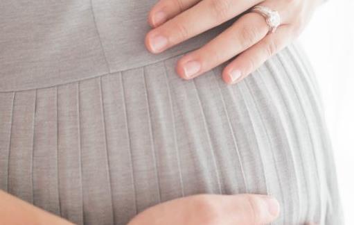 孕期的時候應該如何調節(jié)情緒 孕期保健注意事項