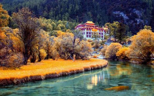 稻城亞丁適合什么季節(jié)去?什么時候去稻城亞丁旅游好