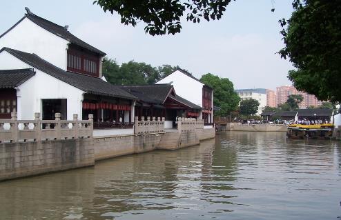 3月去蘇州穿什么衣服合適 蘇州什么時(shí)候去最好