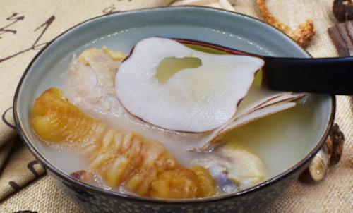 孕婦什么時(shí)候可以吃花膠 孕婦吃花膠的最佳時(shí)間
