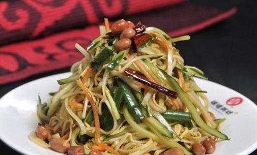 涼菜放料酒最佳時(shí)間 做菜什么時(shí)候放料酒