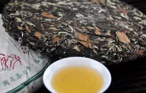 白茶什么時(shí)候開始壓餅 白茶壓餅最佳時(shí)間