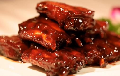 糖醋排骨醋什么時(shí)候放 糖醋排骨醋放醋最佳時(shí)間
