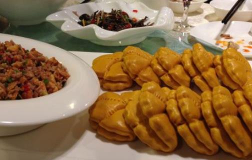 雞油菌什么季節(jié)有?雞油菌什么時(shí)候采摘