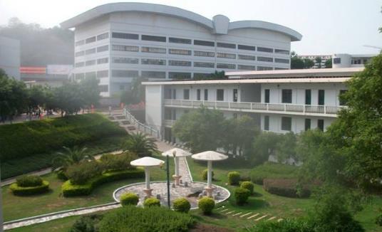 4、江西理工大學(xué).jpg