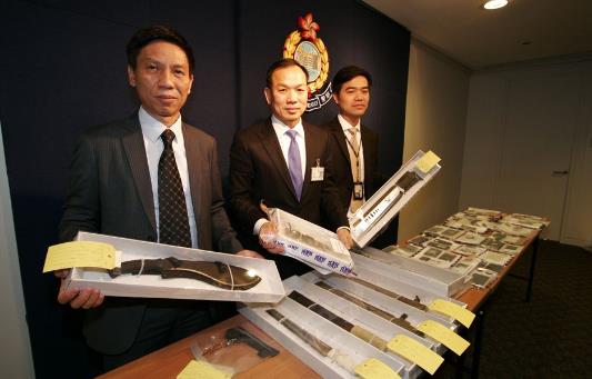 1:三合會(huì)——犯罪活動(dòng)威脅全世界.jpg