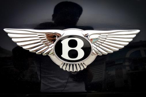 全球十大最美車標(biāo)排行榜,保時捷車標(biāo)堪稱最美車標(biāo)
