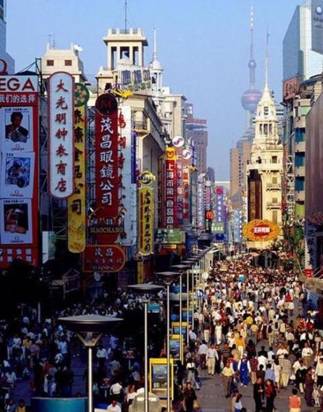 中國(guó)最著名的十大步行街排行榜,上海南京路步行街最值得一去