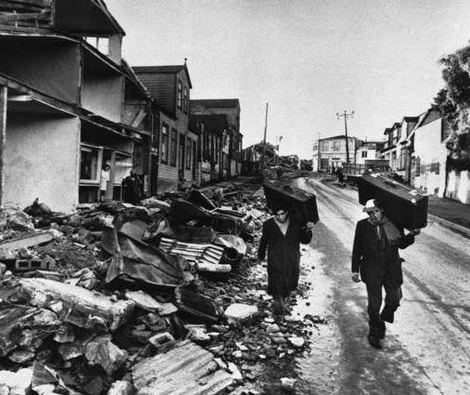 人類史上的十大驚世劫難排行榜,中國陜西大地震死亡人數(shù)83萬!