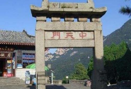 泰安十大最好玩的地方排行榜,泰安地下龍宮第一,泰山風(fēng)景區(qū)第二