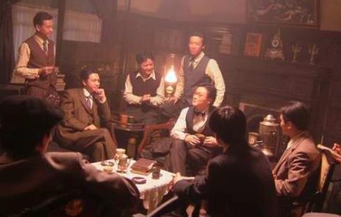 中國(guó)經(jīng)典十大革命劇排行榜,《我們的法蘭西歲月》評(píng)分9.1