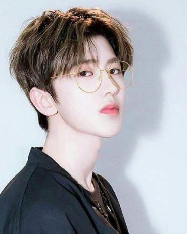 2018中國(guó)男明星人氣排行榜,TFBOYS三小只均上榜