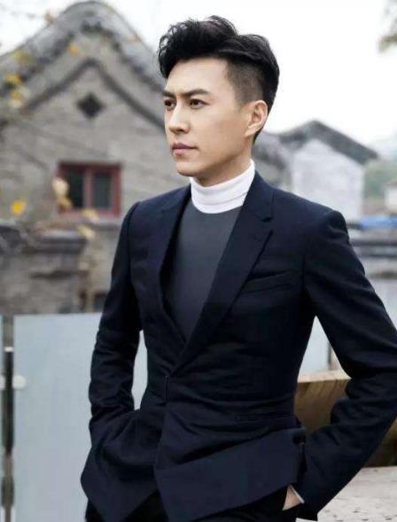 山東十大帥哥明星排名,黃曉明在“中國(guó)慈善名人榜“被評(píng)第一