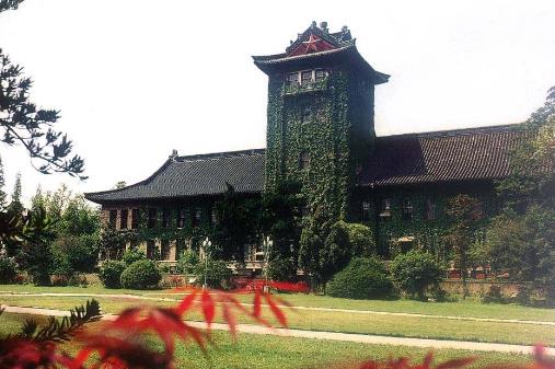 十大泰晤士中國大學(xué)排名,北京大學(xué)是211、985雙一流大學(xué)
