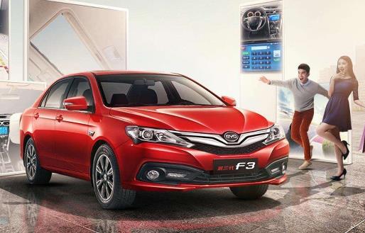 十款5萬左右的車排行榜,奇瑞瑞虎3X是低價SUV,五菱宏光S很便宜