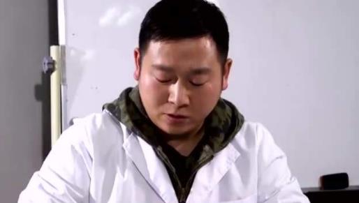 《陳翔六點(diǎn)半》主要簽約演員,妹大爺,應(yīng)寶林是國家一級(jí)話劇演員