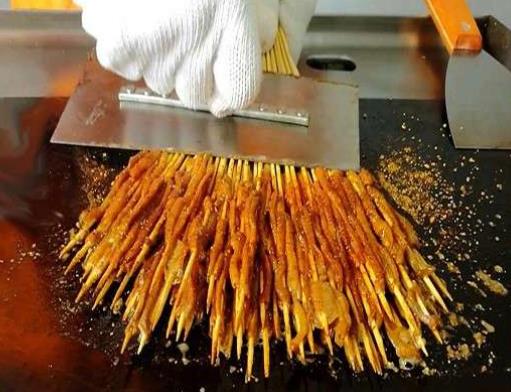 烤鴨腸加盟十大品牌排名,鴨來噠烤鴨腸是高性價(jià)比好店