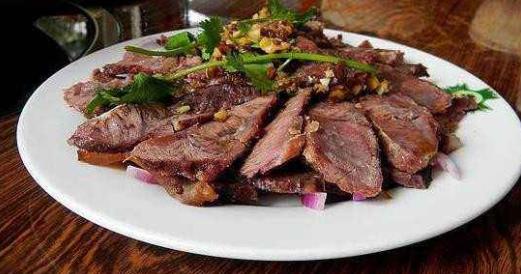 醬牛肉店加盟十大品牌排名,賈姥爺醬牛肉的肉制品很好吃
