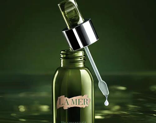 最好用的十大精華排名,海藍(lán)之謎濃縮修護(hù)精華露是精華中的戰(zhàn)斗機(jī)