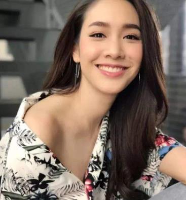 泰國一線女星排行榜,帕德容琶·砂楚、皮查雅·瓦塔那蒙迪里很美
