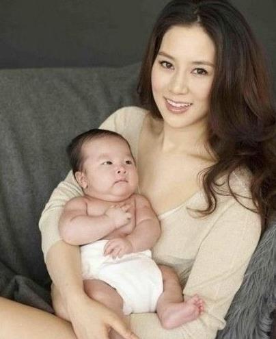 香港十大豪門(mén)闊太身家排名,梁洛施、徐子淇的身價(jià)都很高
