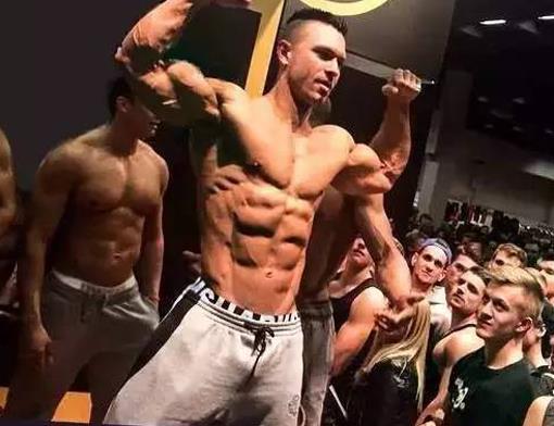 世界十大健美男模排名,lazar angelov、Ulisses jr肌肉超發(fā)達(dá)