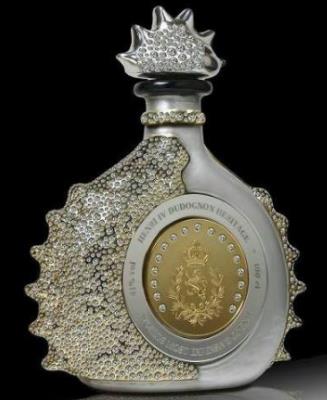 世界最貴的十大名酒排名,億萬富翁伏特加、1935年賴茅酒很昂貴